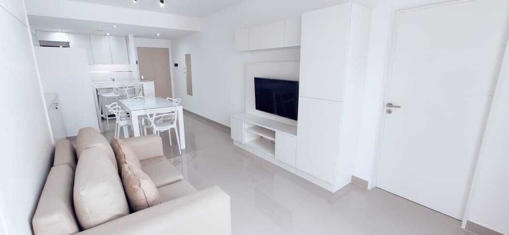 Ayres Suites Moreno