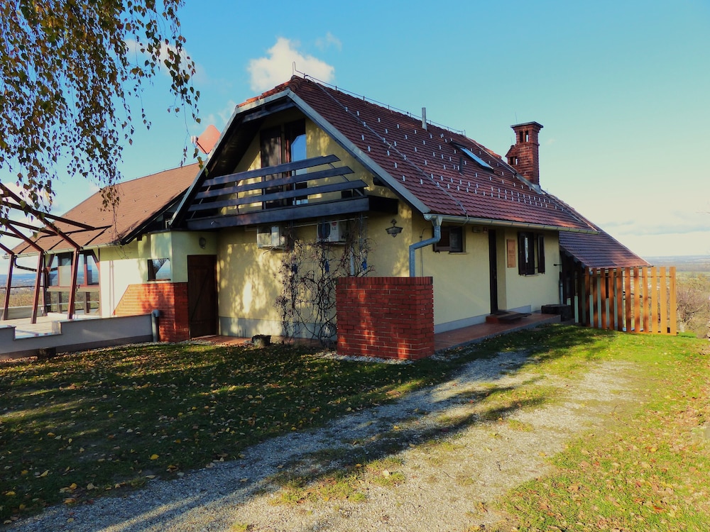 Holiday House Podhamer Marijan - Private Wellness view 4