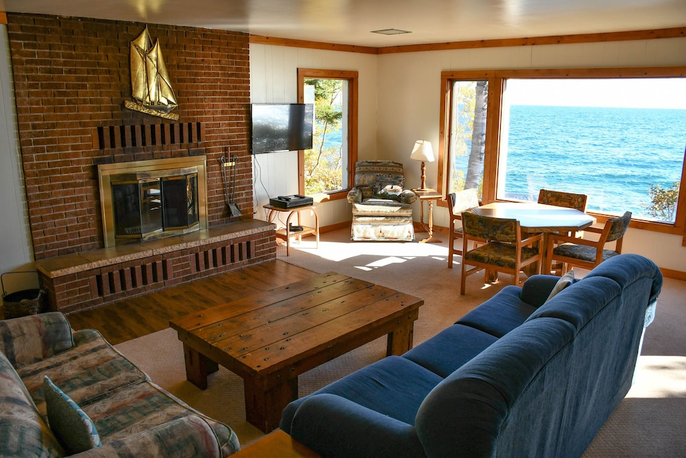 Solbakken Resort On Superior