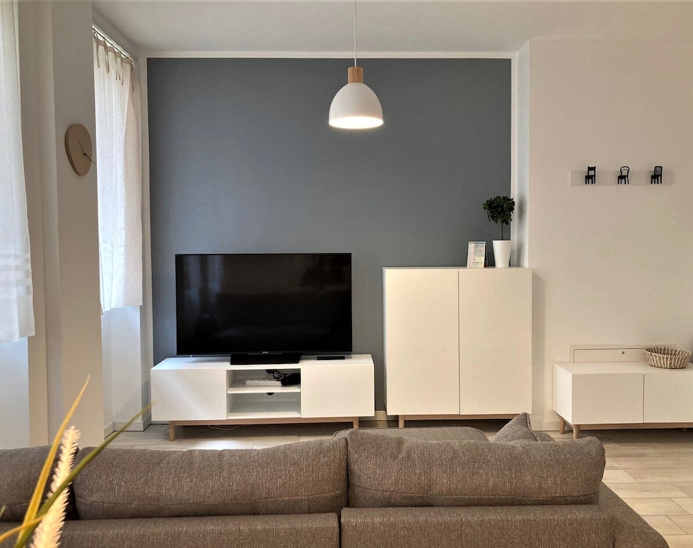 Bright Apartment in via Zurigo 3