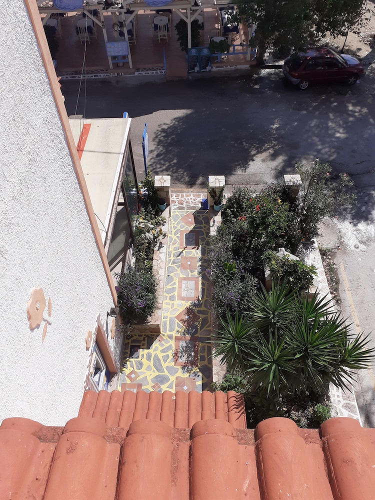 Photo 31