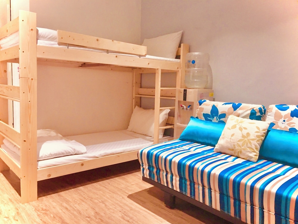 Super Star Hostel