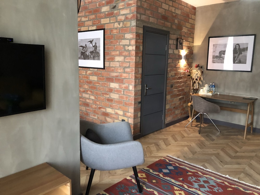 Bugu Hotel Bishkek 73