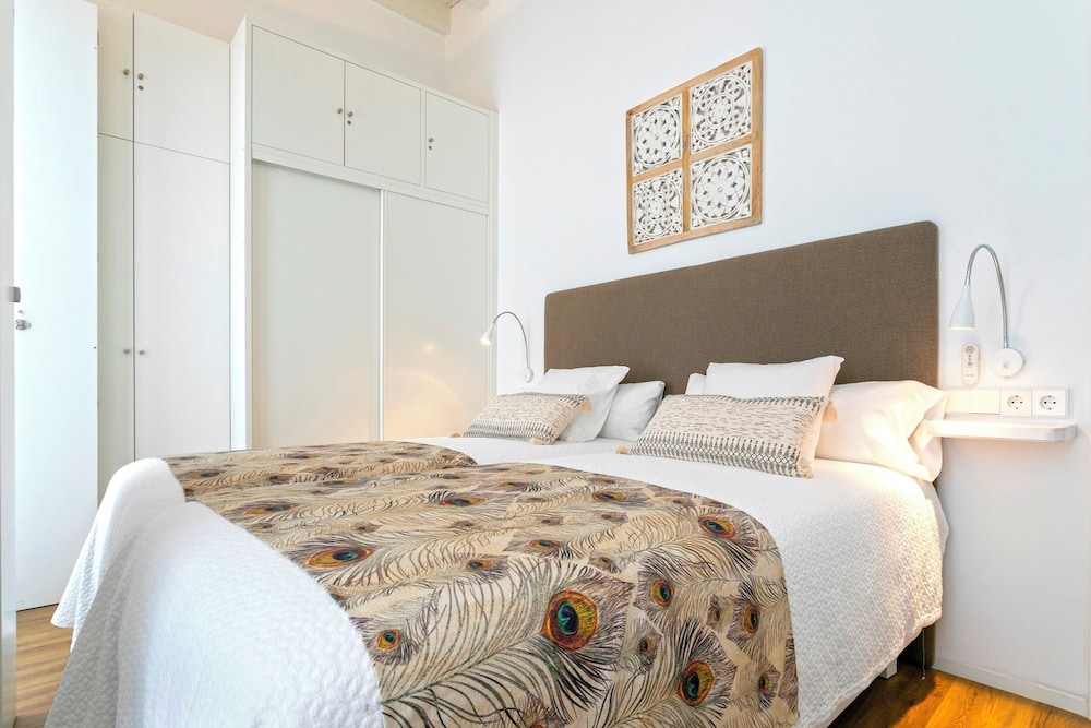 Duplex With Terrace in Sta Cruz. Santa Teresa Viii