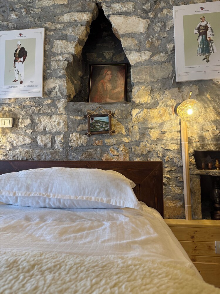 Old Town Guesthouse Guri