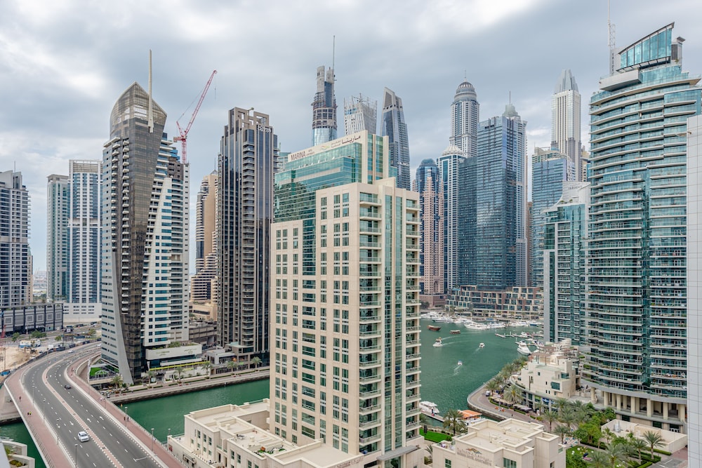 Marco Polo - 1BR with Marina Views, Near Metro & Marina Mall