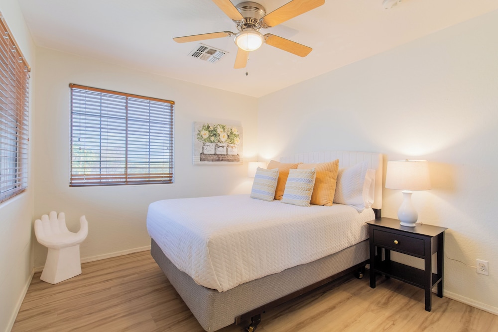 Casa Alessia 4BR Home & Heated Pool