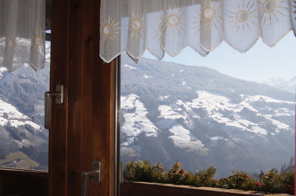 Holiday Apartment Near ski Area