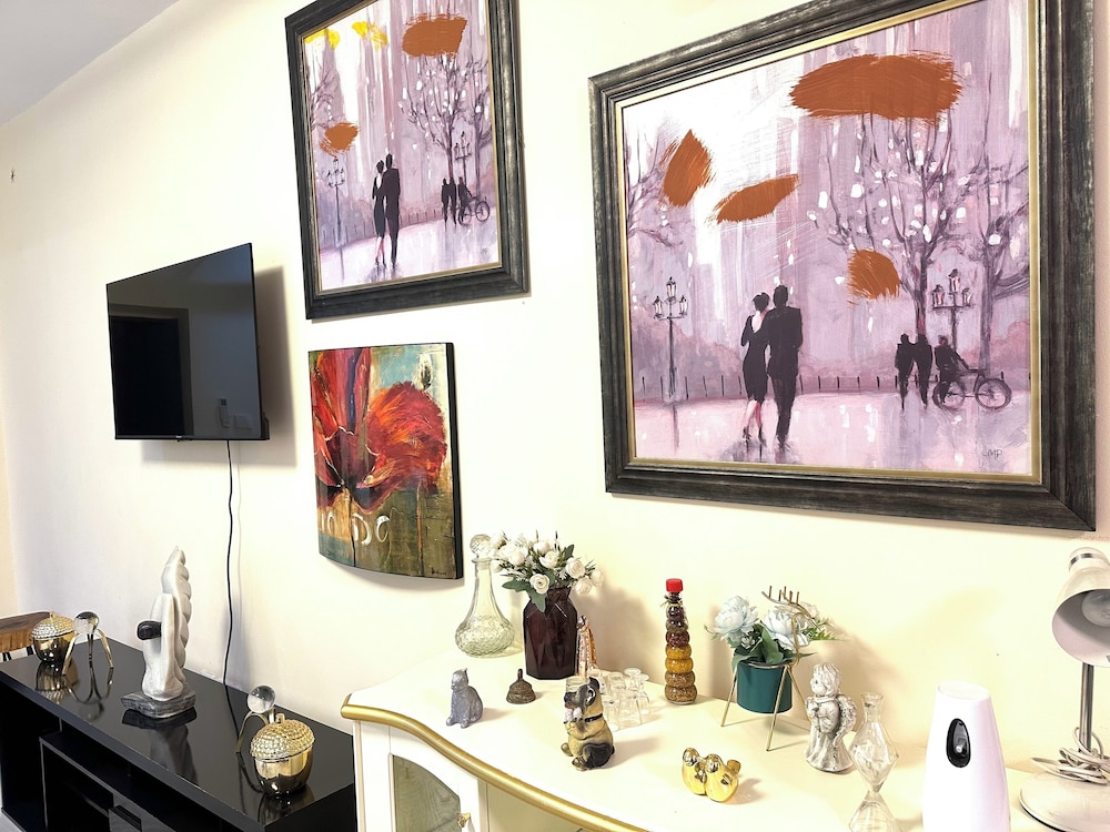 Executive Private Standing apt in Lusaka
