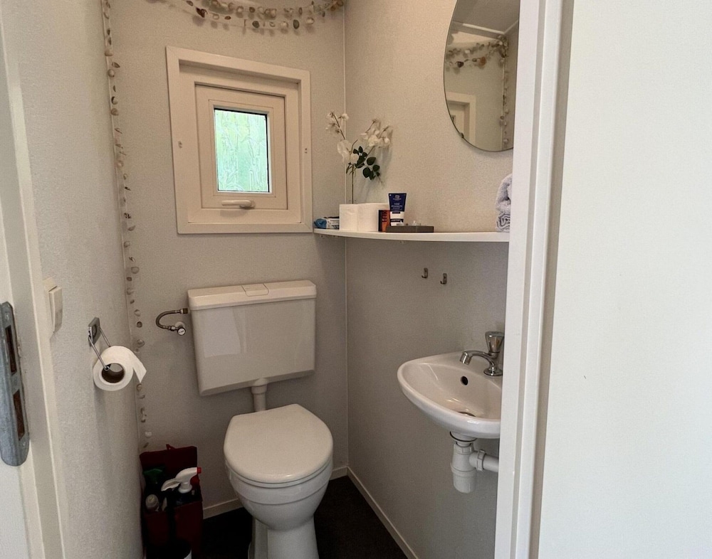 Small Family Chalet Close to Beach