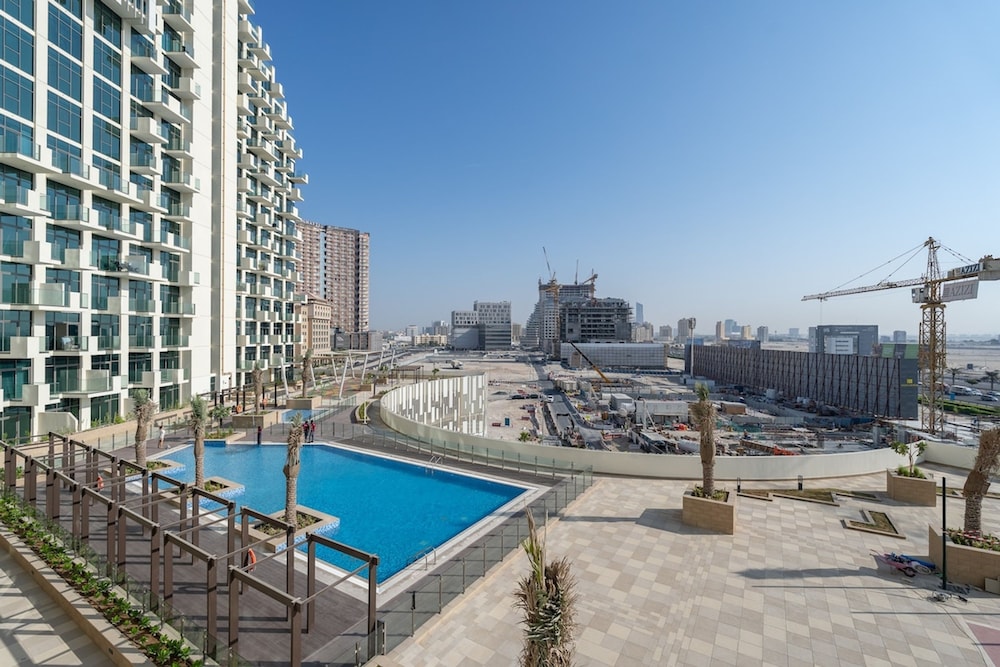 Wonderful Studio Apartment With Balcony at Farhad Azizi