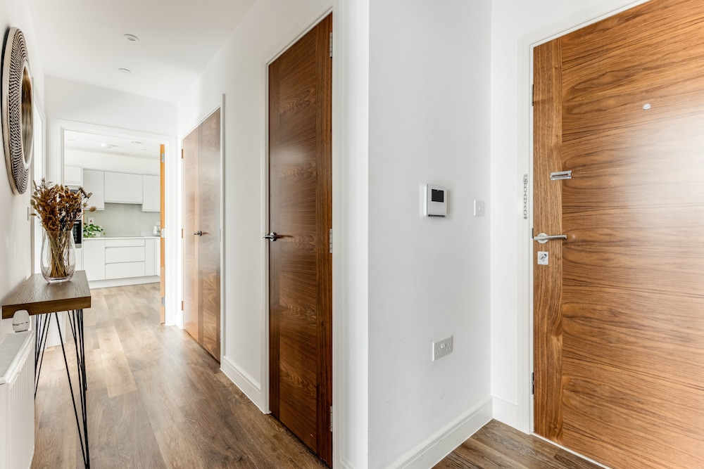 The Wandsworth Luxury Apartment