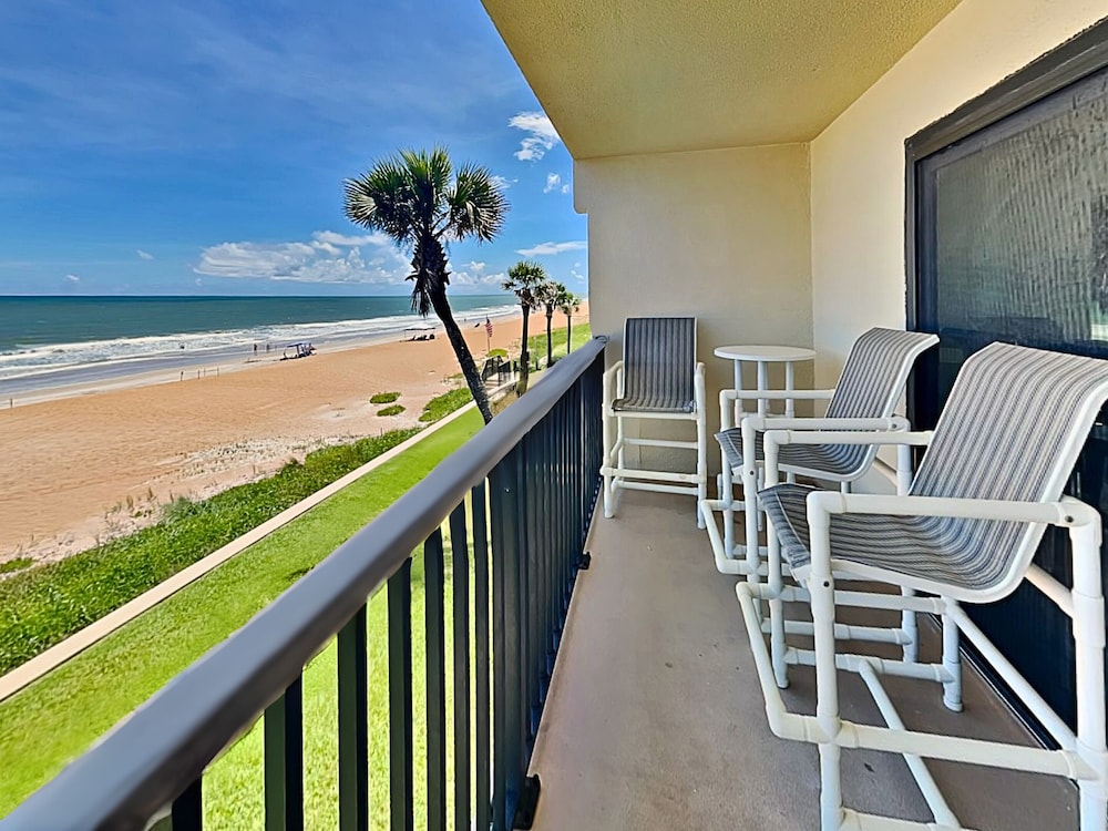 Barry Palm 202 by Distinctive Beach Rentals