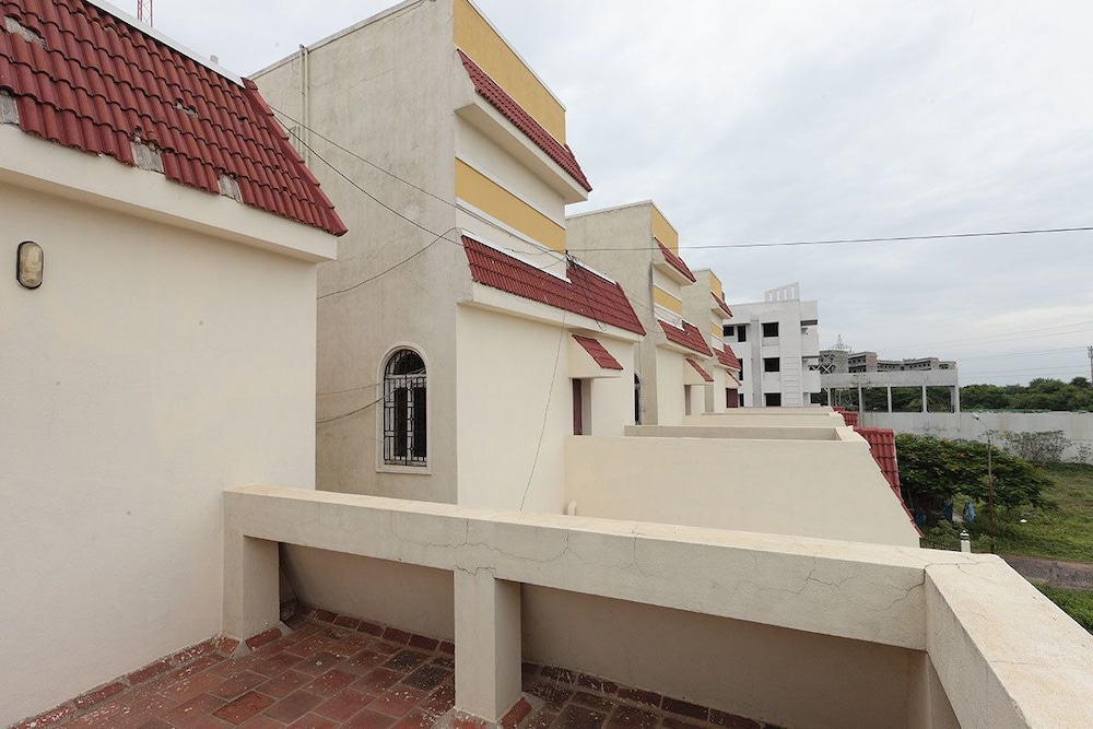 Home Stayz - Service Apartment