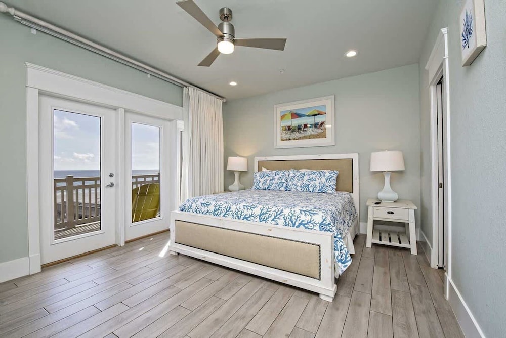 Beachfront 8bedrooms Lemonshello