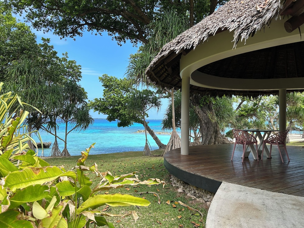 Black Pearl Resort