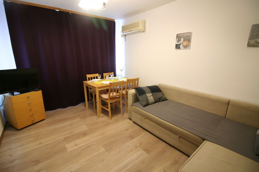 Apartamenty Varsovie Chmielna view 5
