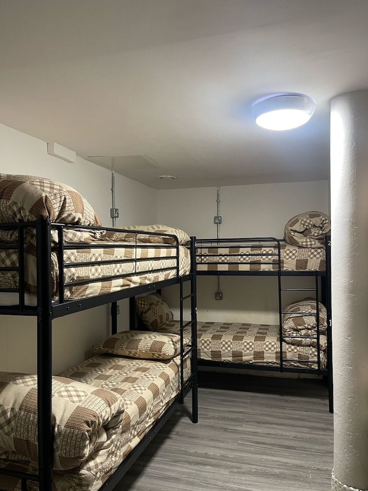 Rahman Hostel - Manchester
