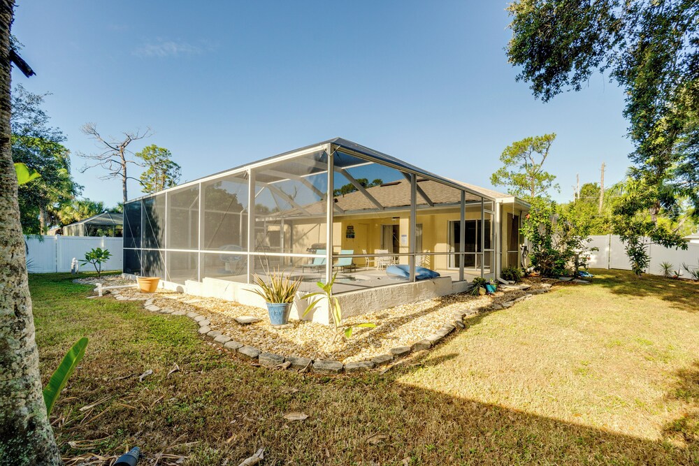Family Haven w/ Pool! 8 Mi to Warm Mineral Springs