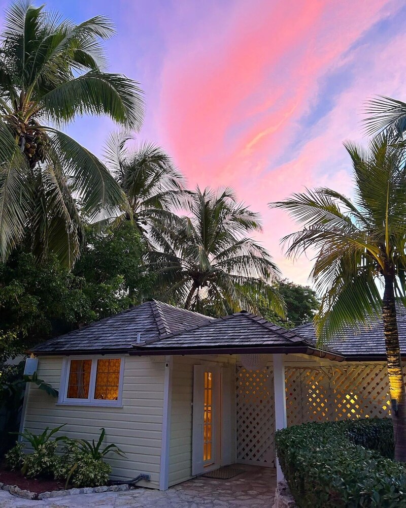 Fig Tree Harbour Island 3 Bedroom Home