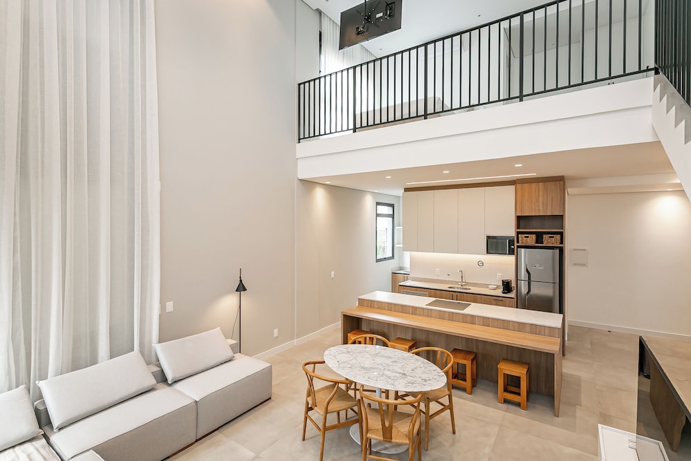 First Residencial Multifuncional by Viva - Conforto e Fácil Acesso às Melhores Praias de Floripa