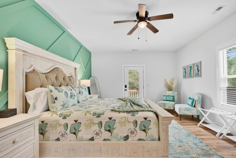 New Listing Luxury House 5 Min Walk to Beach