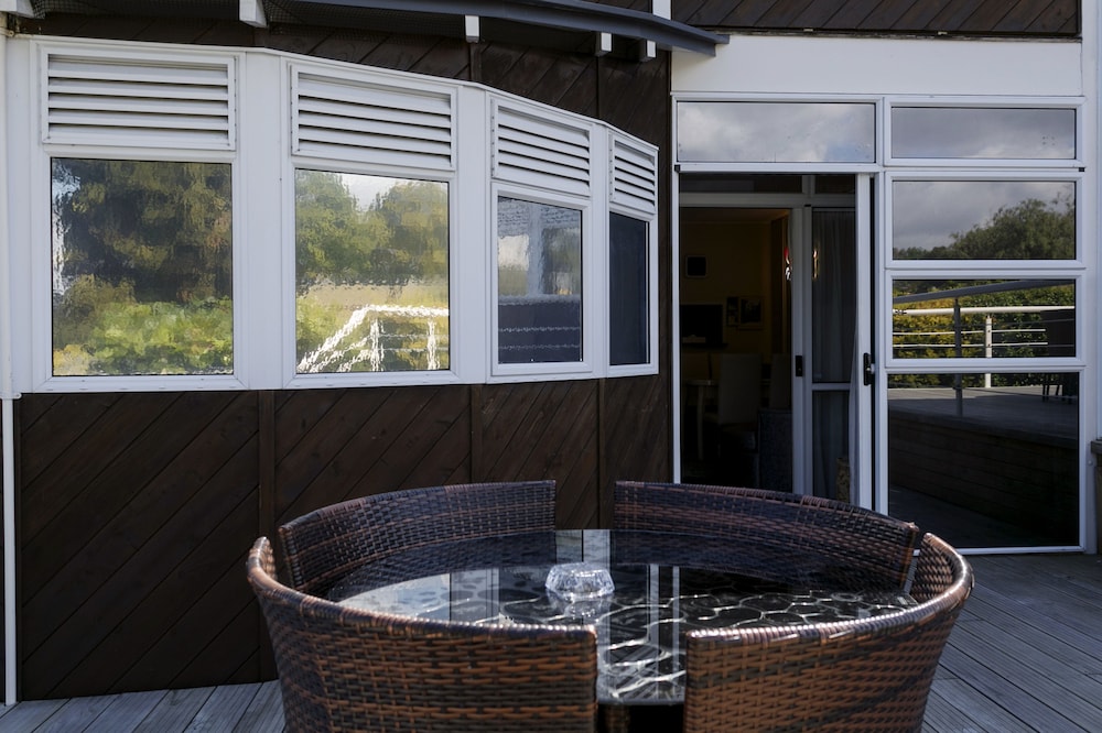 Taupo Thermal Motel & Spa - Adults Only