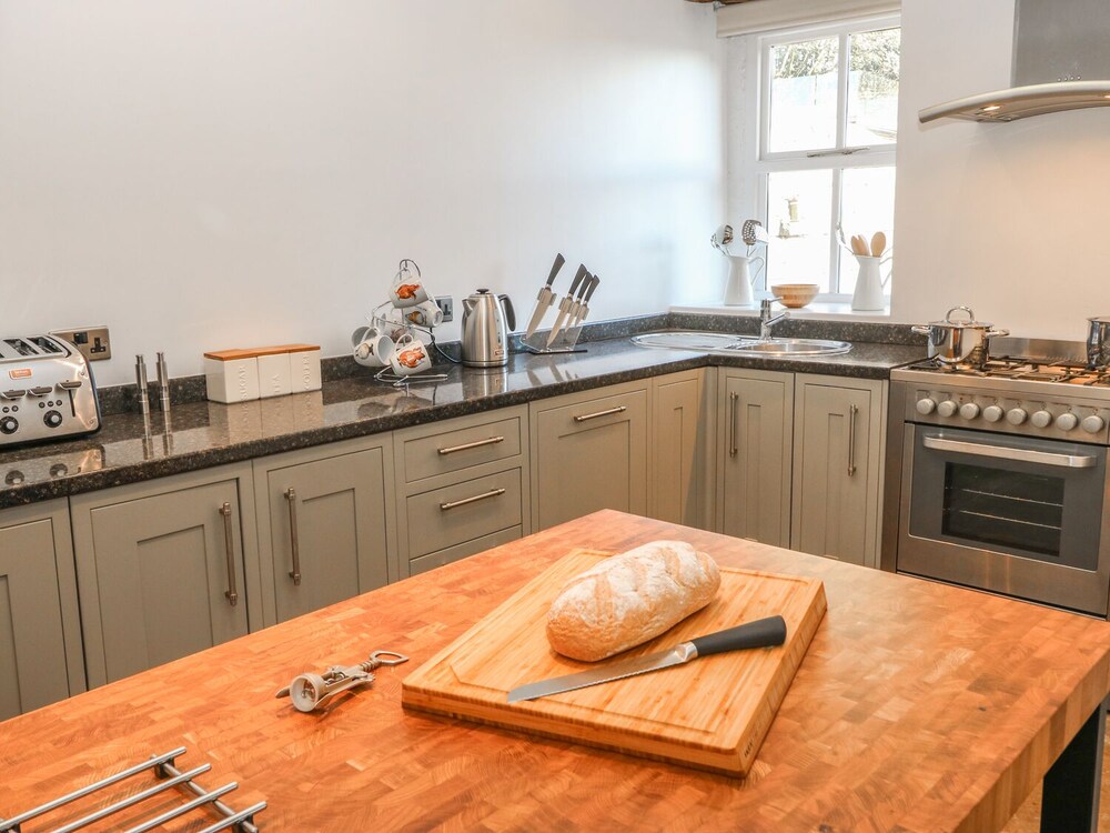 The Cottage, Beeston Hall view 5
