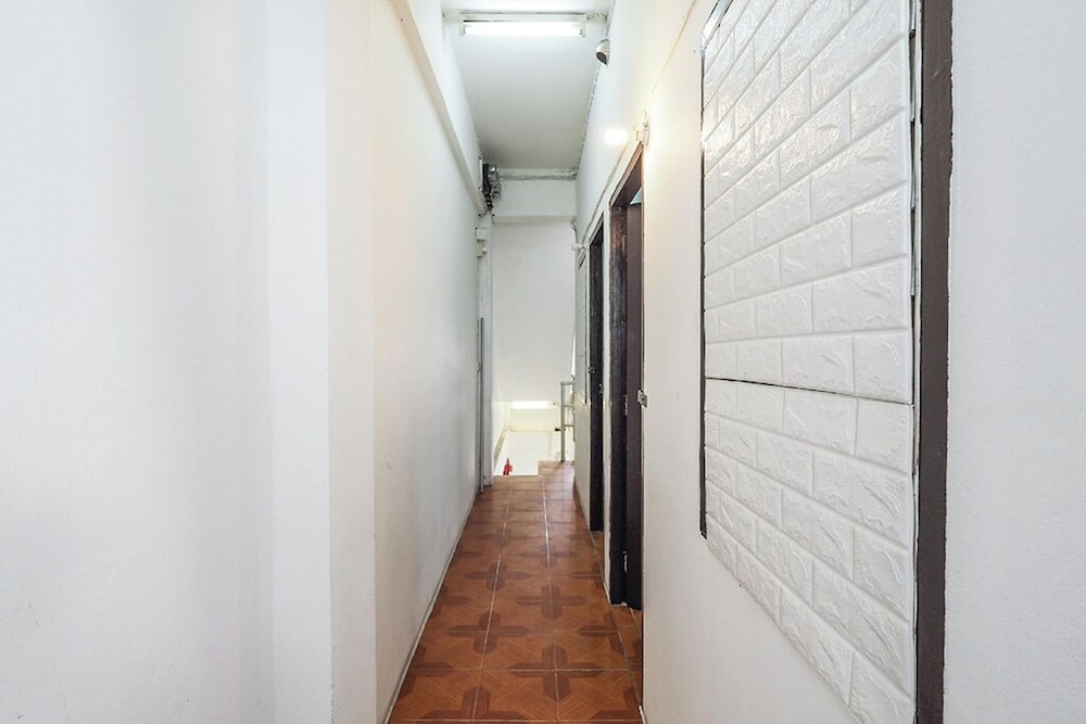 Happyland Guesthouse