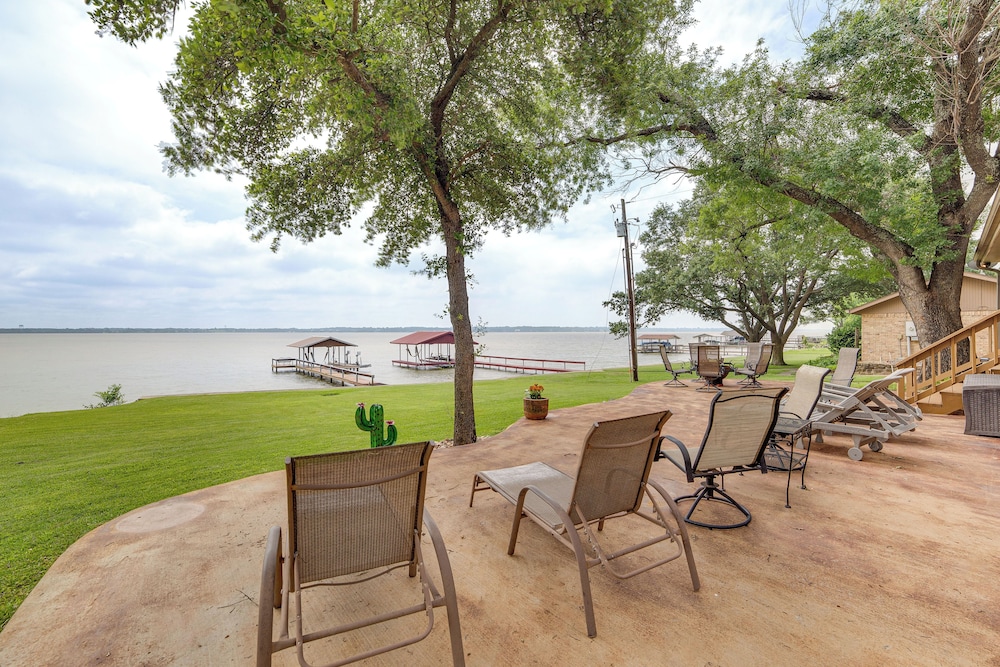 Waterfront Retreat w/ Dock on Cedar Creek Lake!