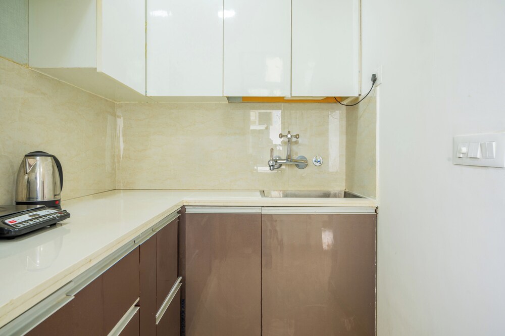 Housr 1RK & 1BHK Apartment Sector 28