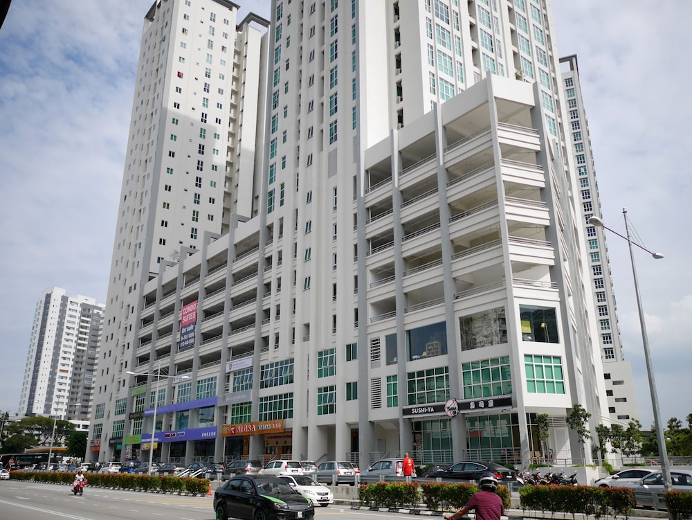 Penang Straits Garden Georgetown photo 1