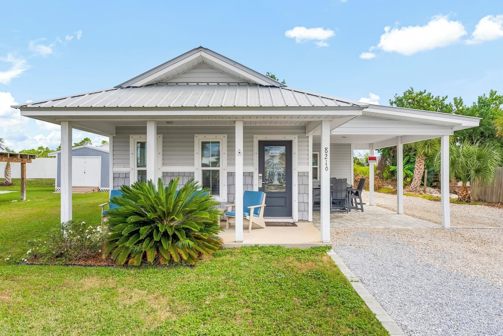 Beach House - Sun-kissed Cottage by PHG