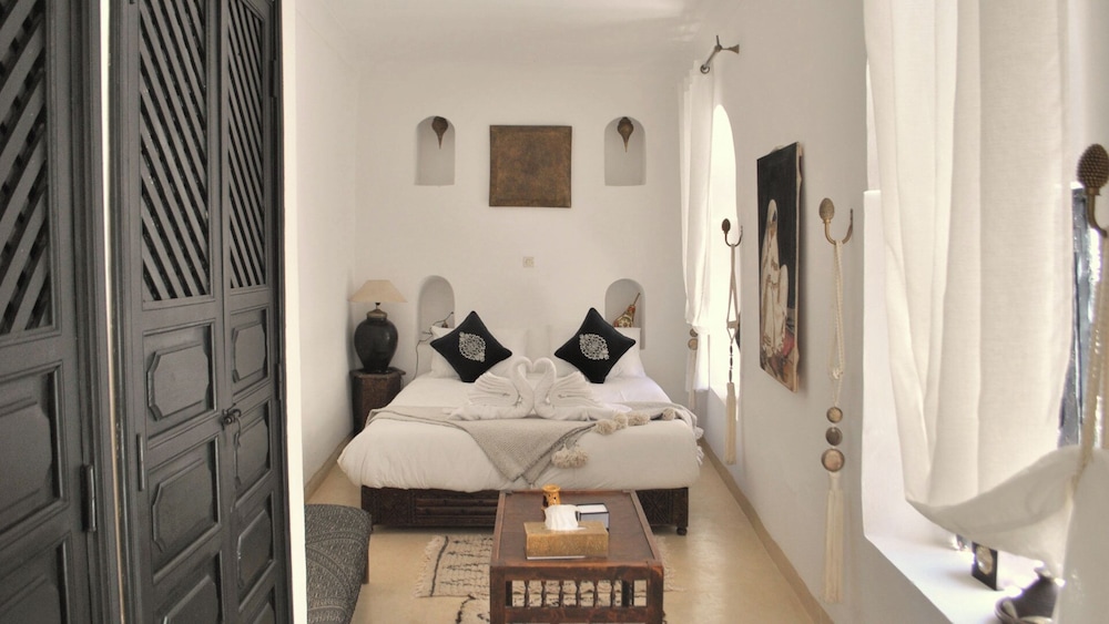 Riad Essaada