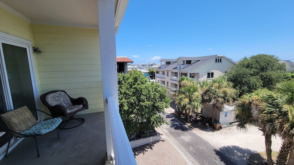 Silver Shores by Tybee Vacation Rentals