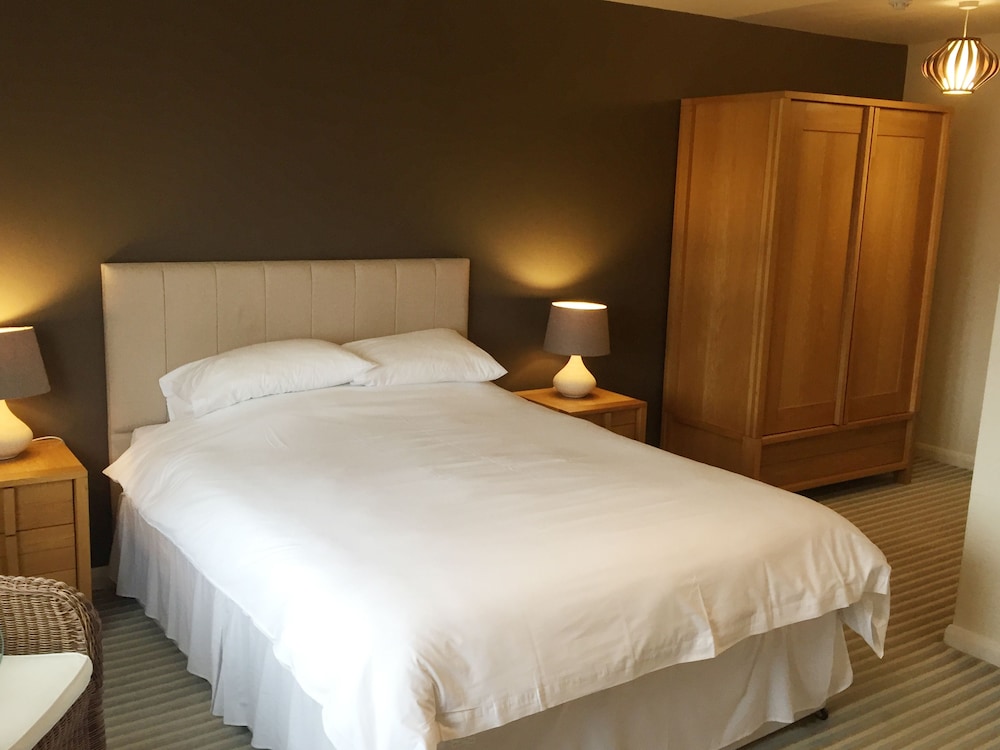 Bideford Vacations - The Waterfront Inn - Property Image 16