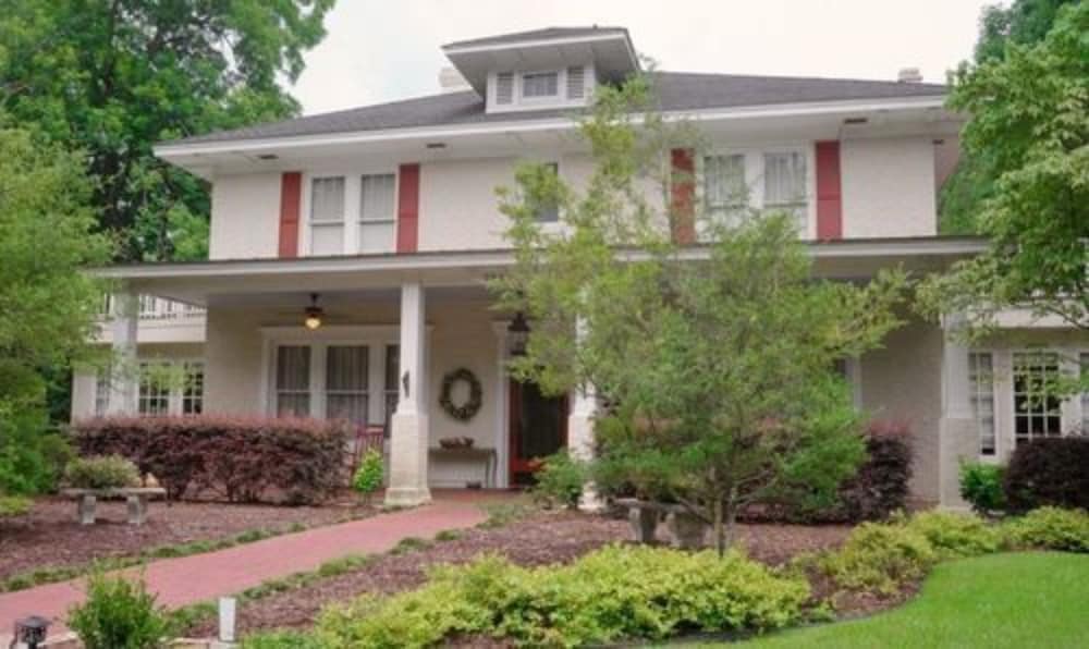 Delta Street Inn
