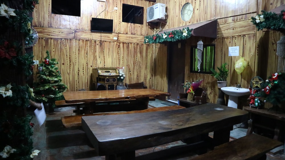 Hundred Isles' Room Rentals and Transient House