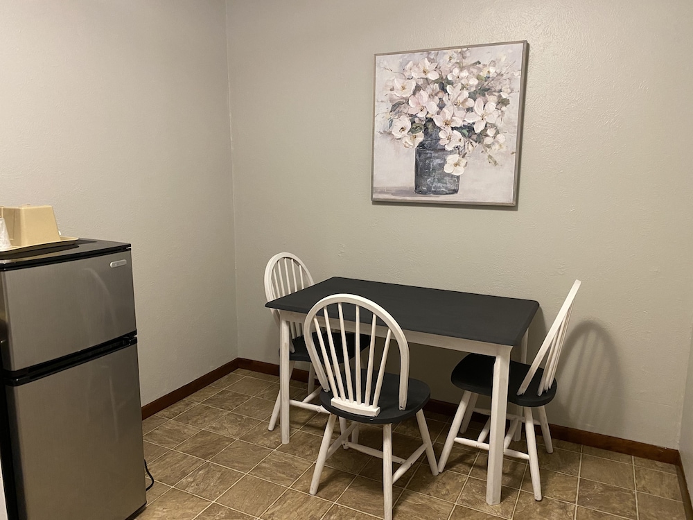 Rockwood Resort Motel