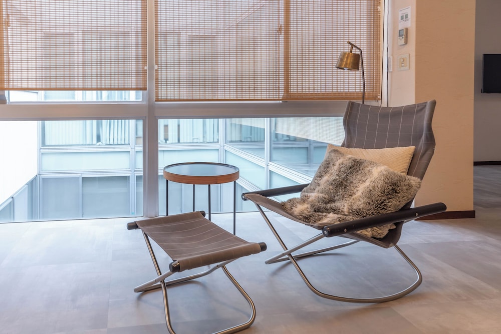Bijou Suites AI PREMIUM