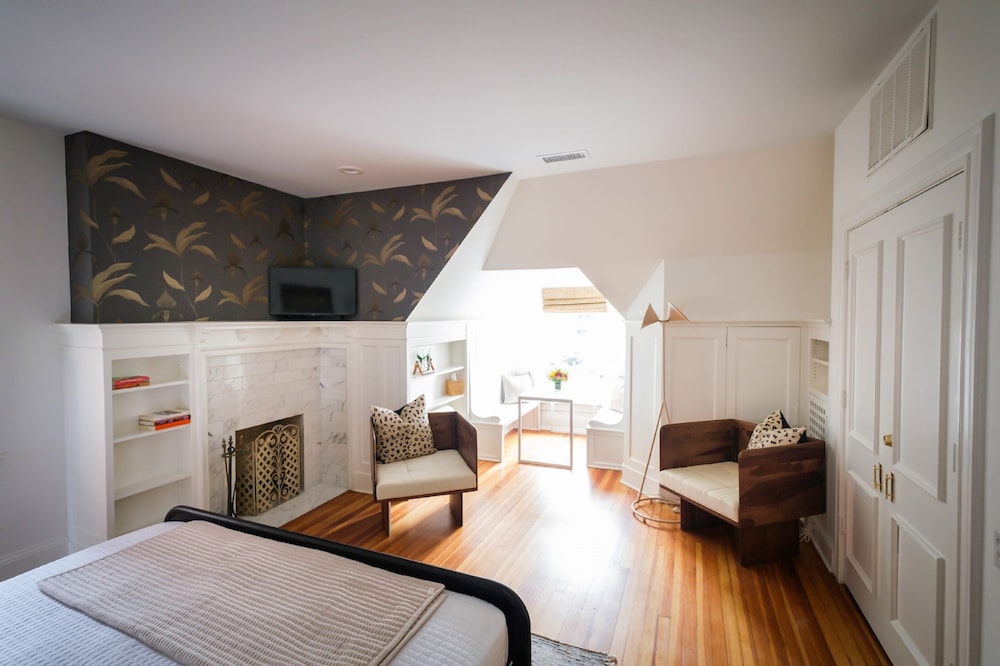 Swann House Historic Dupont Circle Inn