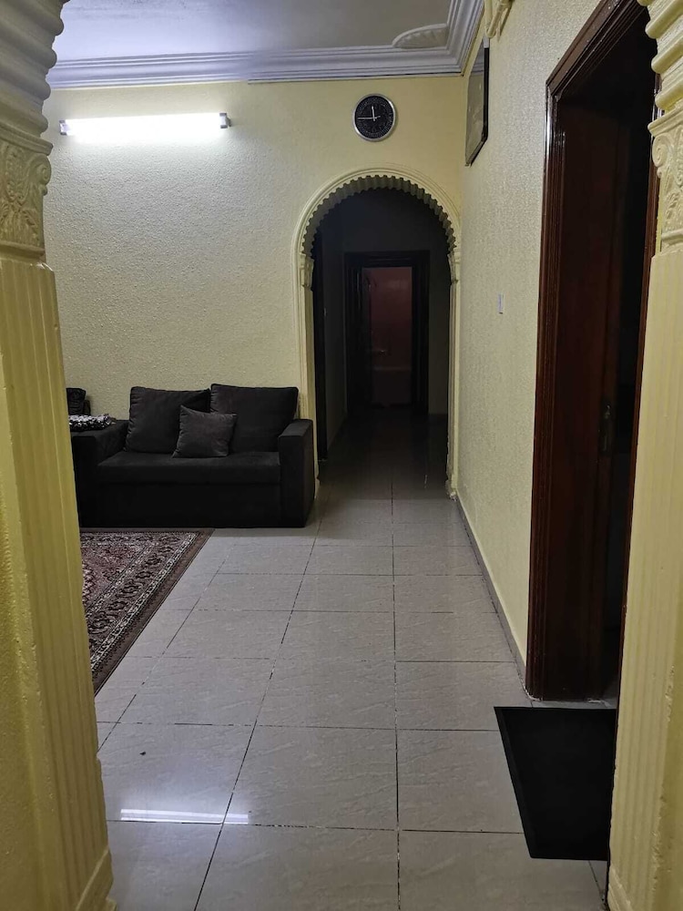 Al Eairy Furnished Apt Al Madinah 3
