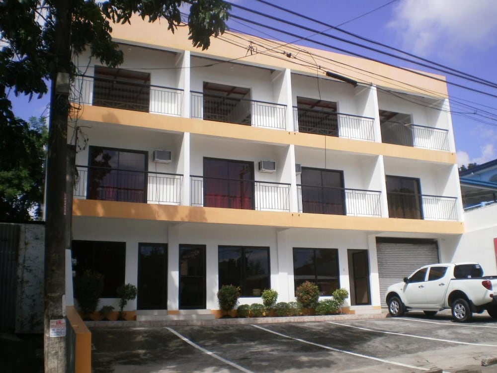 The Palines Apartment Hotel view 2