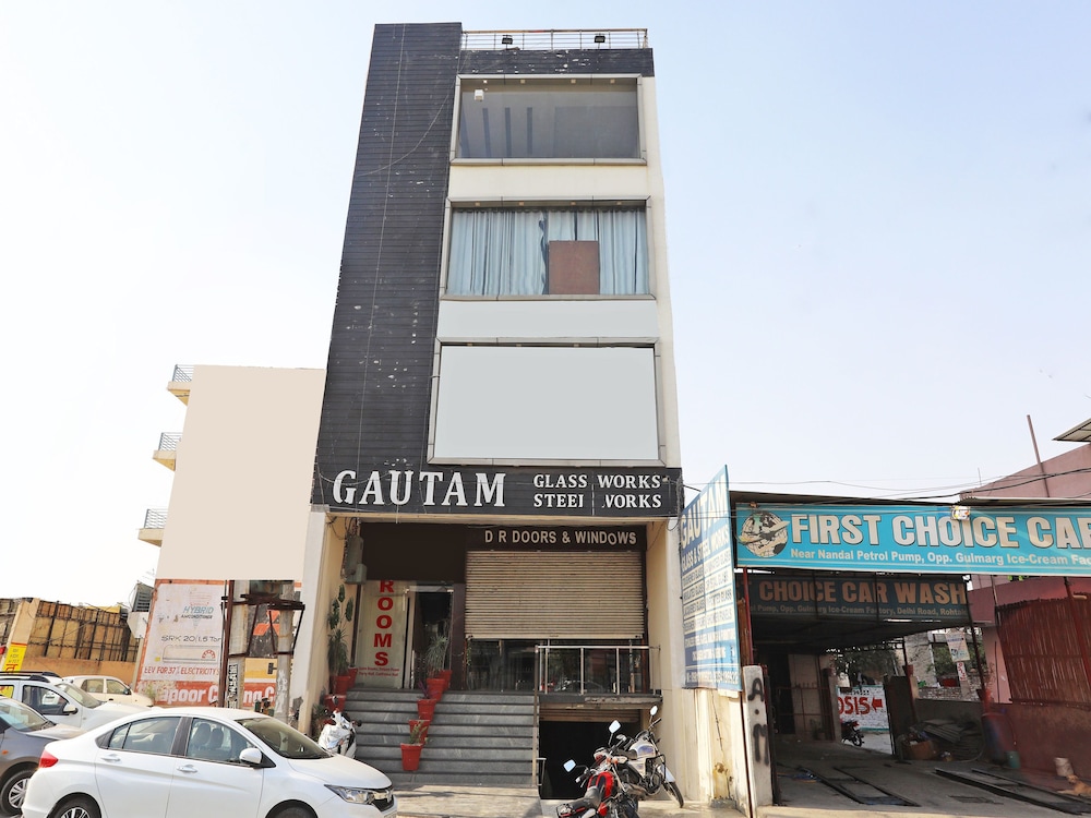 OYO 2616 Hotel Golden Sand view 4