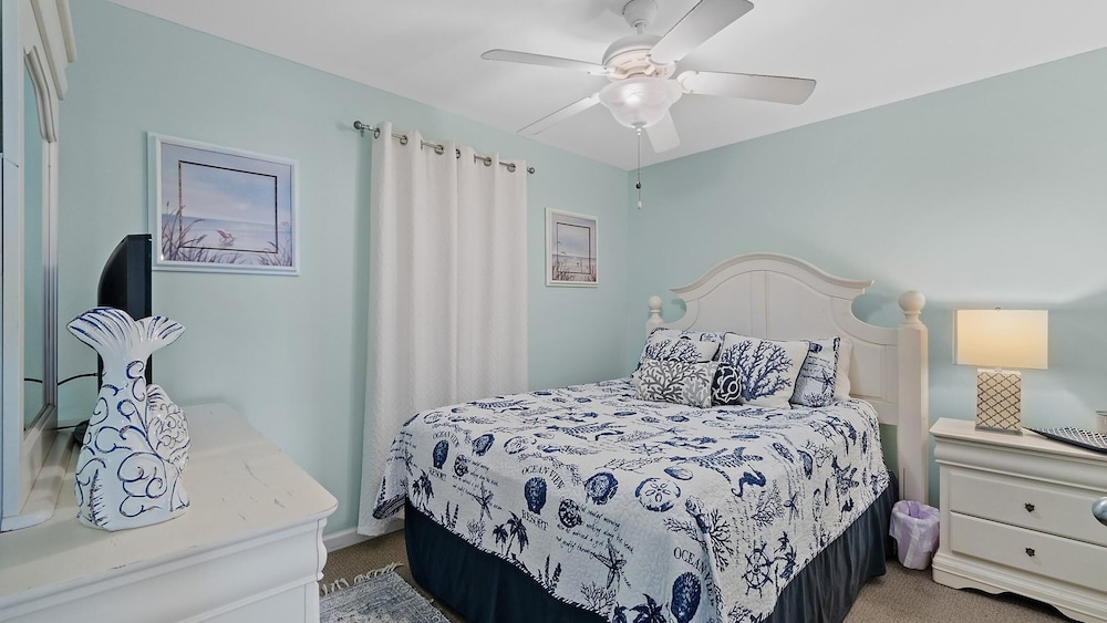 Grand Caribbean #405 by Southern Vacation Rentals
