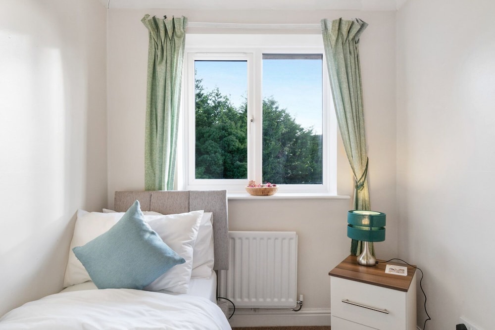 East Midlands House