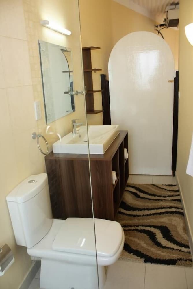 Le Cactus Guesthouse