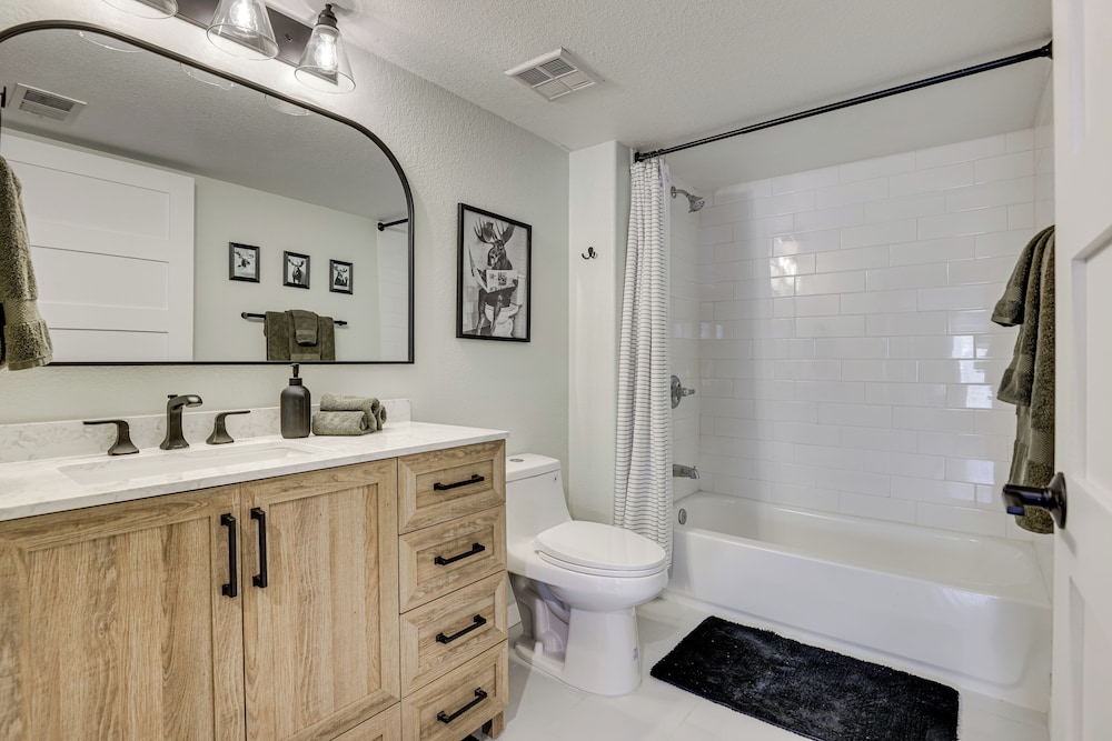Close to Beaver Creek & Vail: Cozy Edwards Condo!