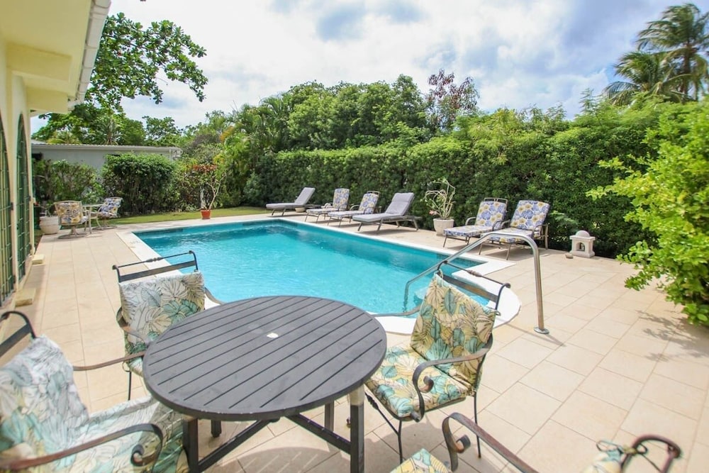 Aqua Bliss 3 Bedroom Home by Bluescape