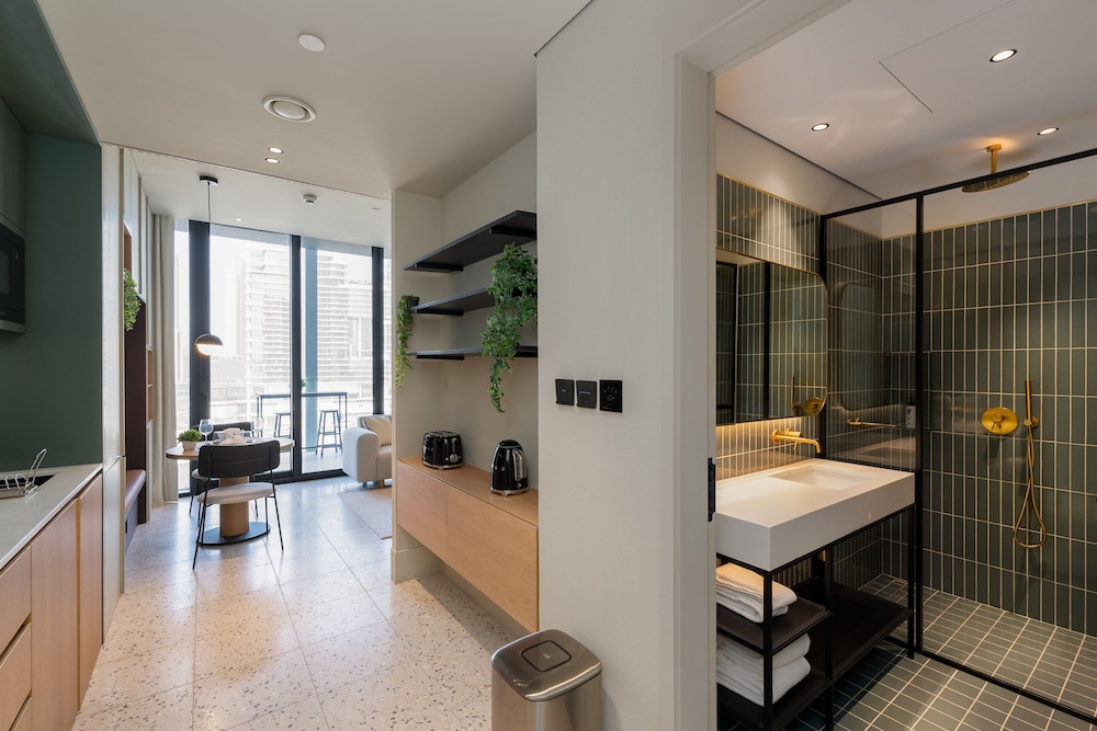 Cozy Studio w Burj View Balcony Business Bay
